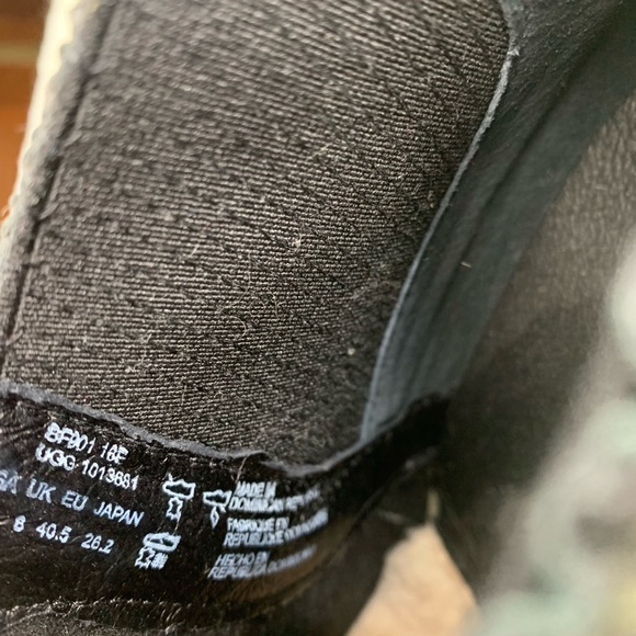 UGG boots-  black size 8 - Picture 3 of 9